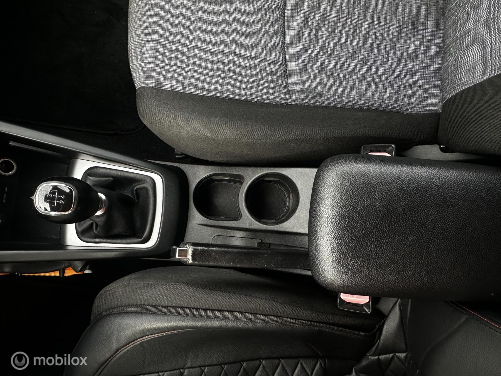 Foto van Kia Cee D