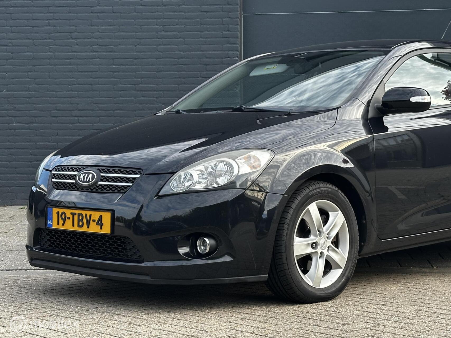 Foto van Kia Cee D