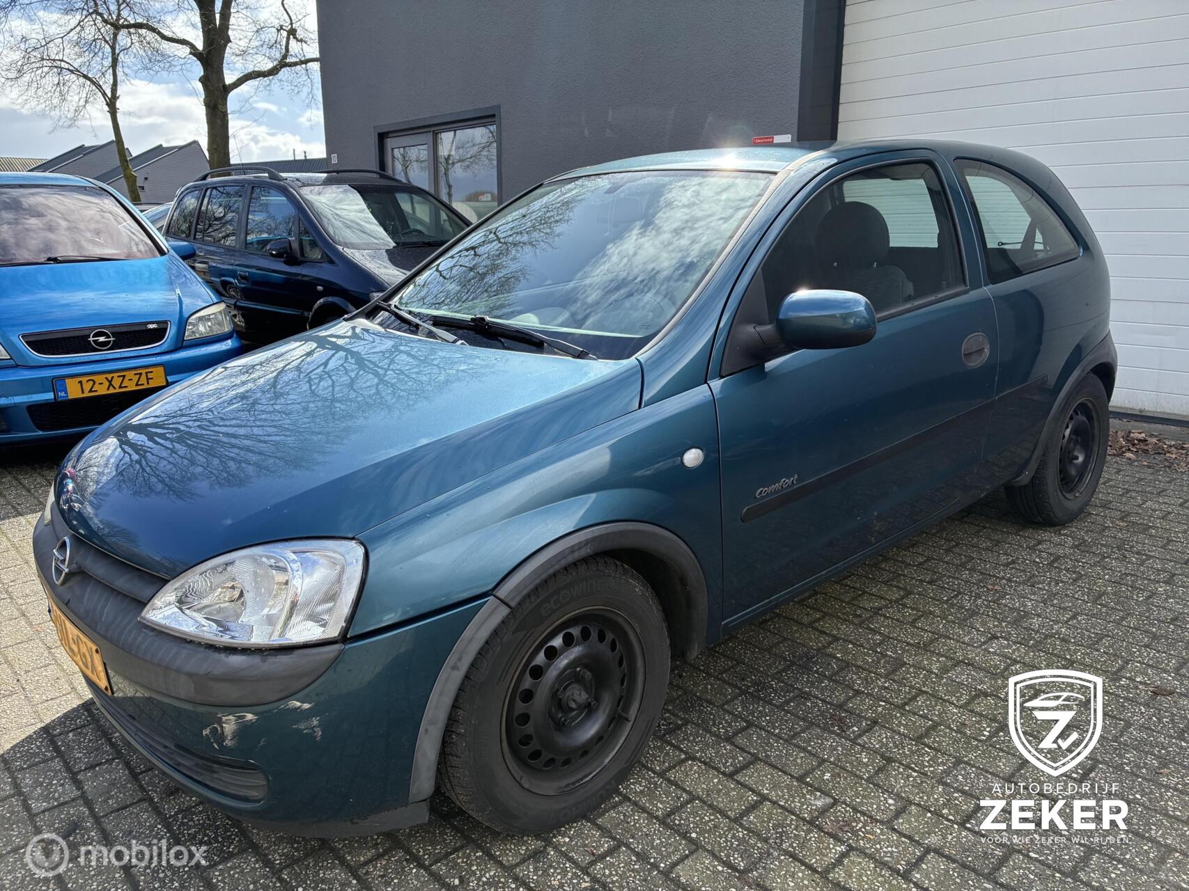 Opel Corsa-c 1.2-16V Comfort / NIEUWE APK / INRUILKOOPJE 2001 - voorkant