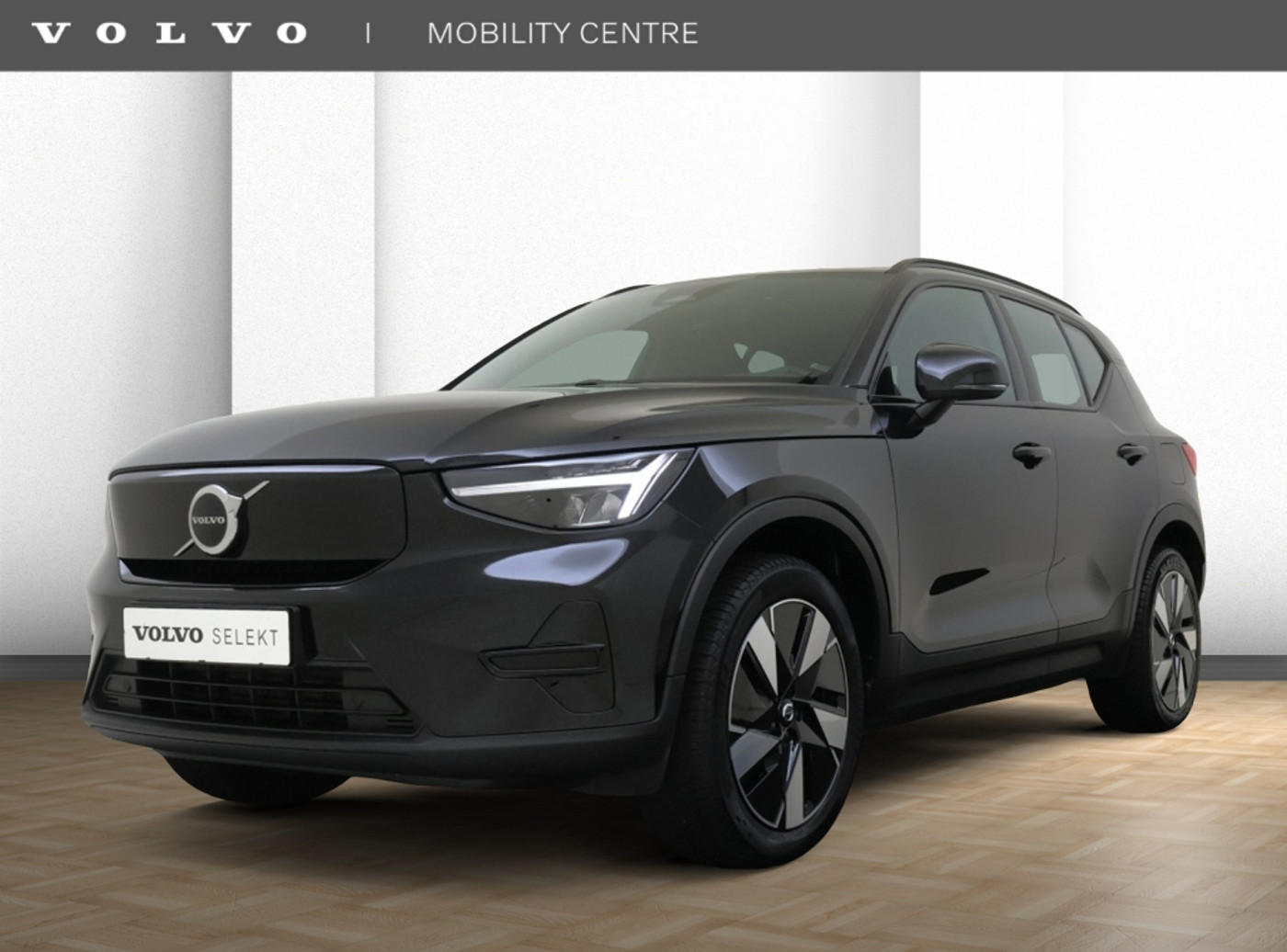 Volvo XC40 Extended Core 82kWh | All-Seasonbanden | 19” Velgen | 2024 - voorkant