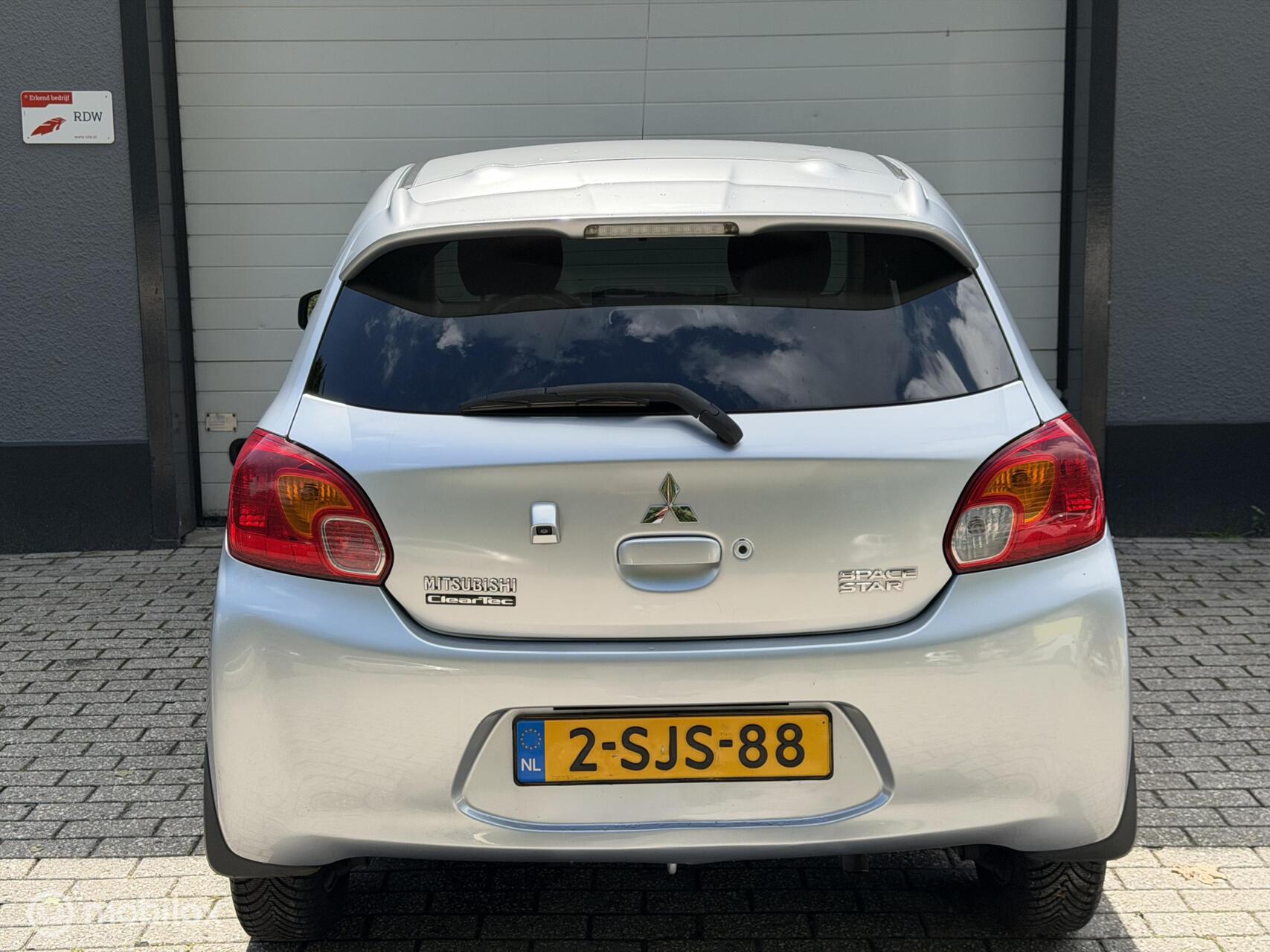 Foto van Mitsubishi Mitsubishi Space Star