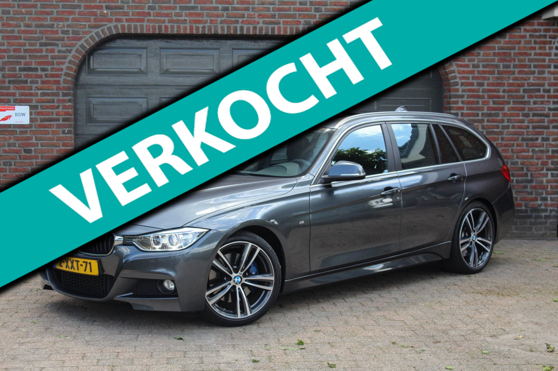 BMW 320i 320i M Sport High Executive PANO/NAP/LED 2014 - voorkant