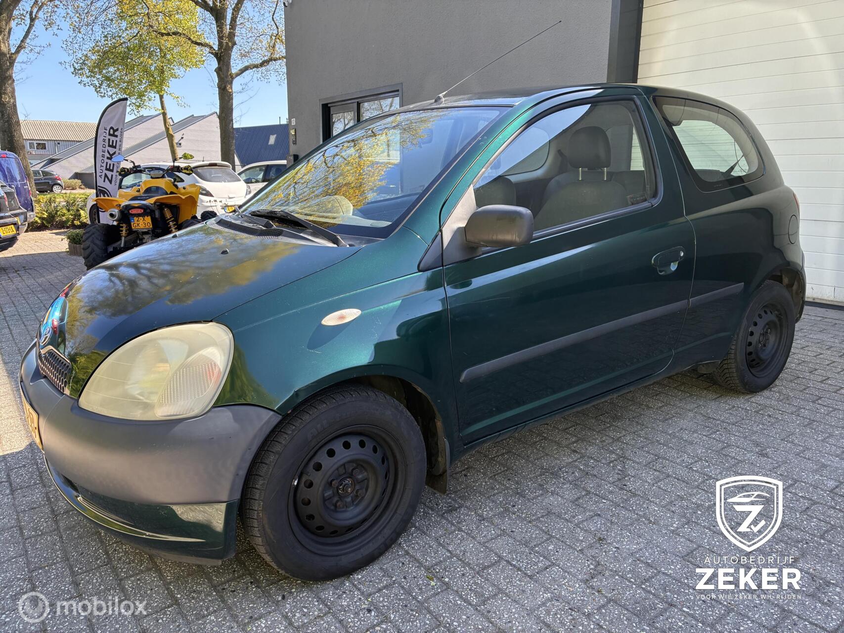 Toyota Toyota Yaris 1.0-16V VVT-i / inruil mogelijk / 2000 - voorkant