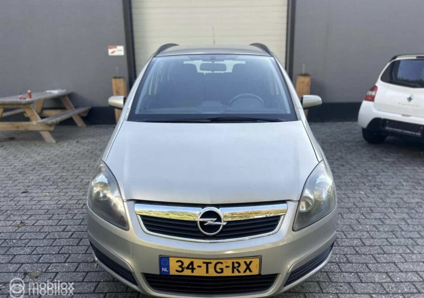 Foto van Opel Zafira