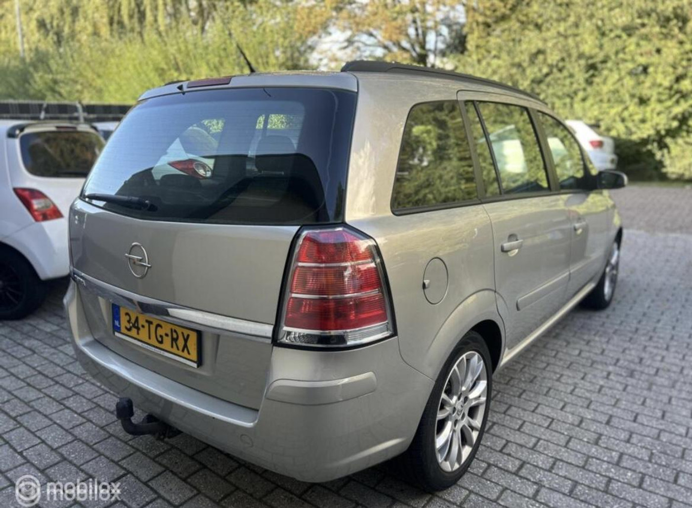 Foto van Opel Zafira