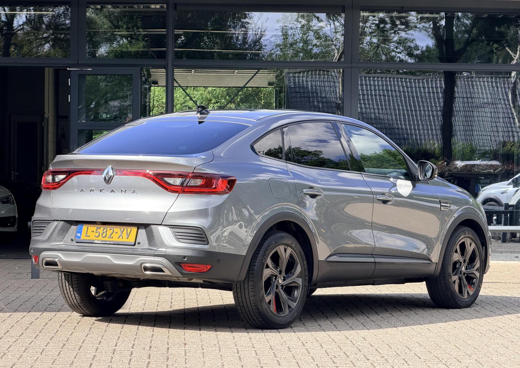 Foto van Renault Arkana E-tech
