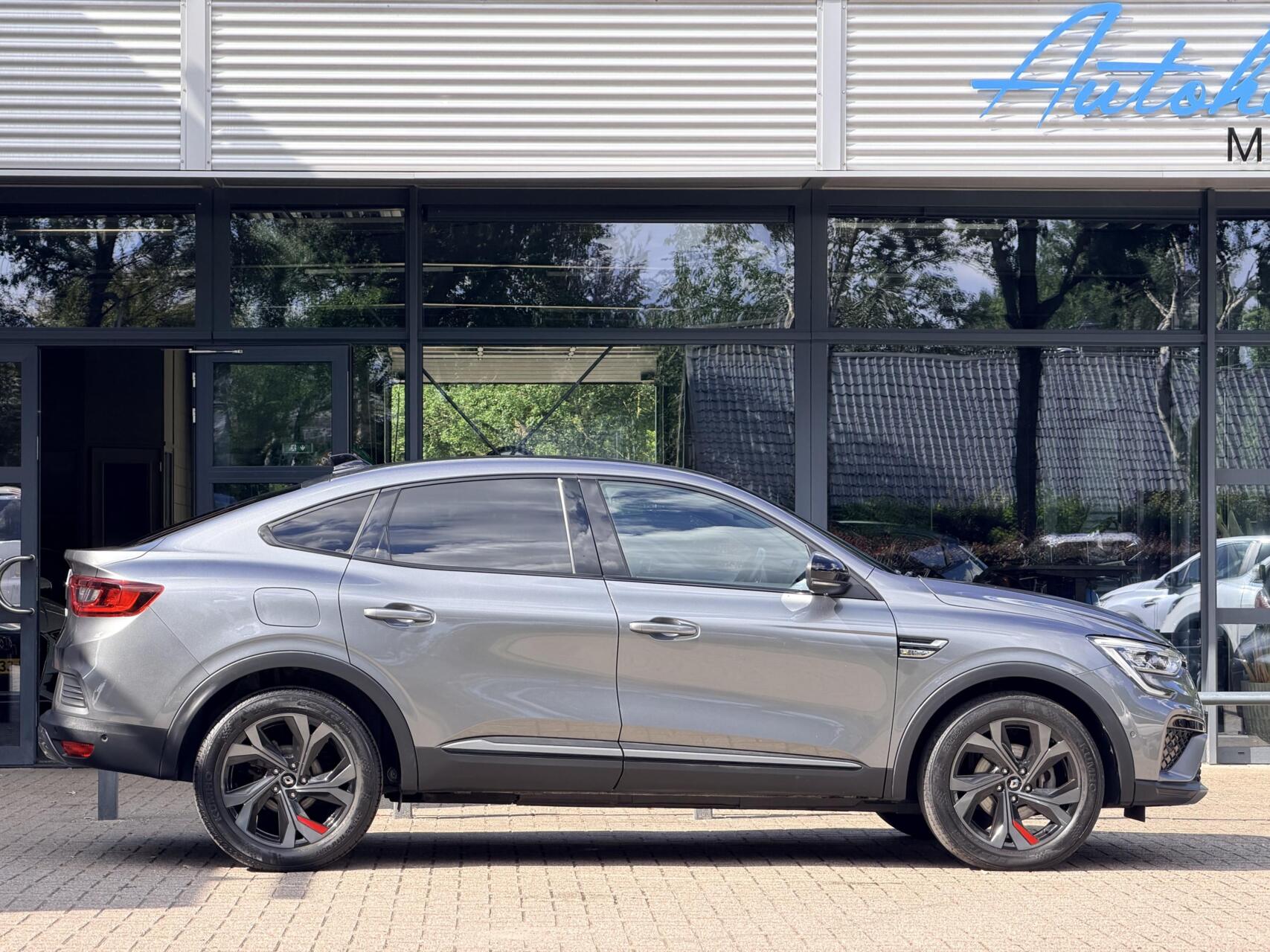 Foto van Renault Arkana E-tech