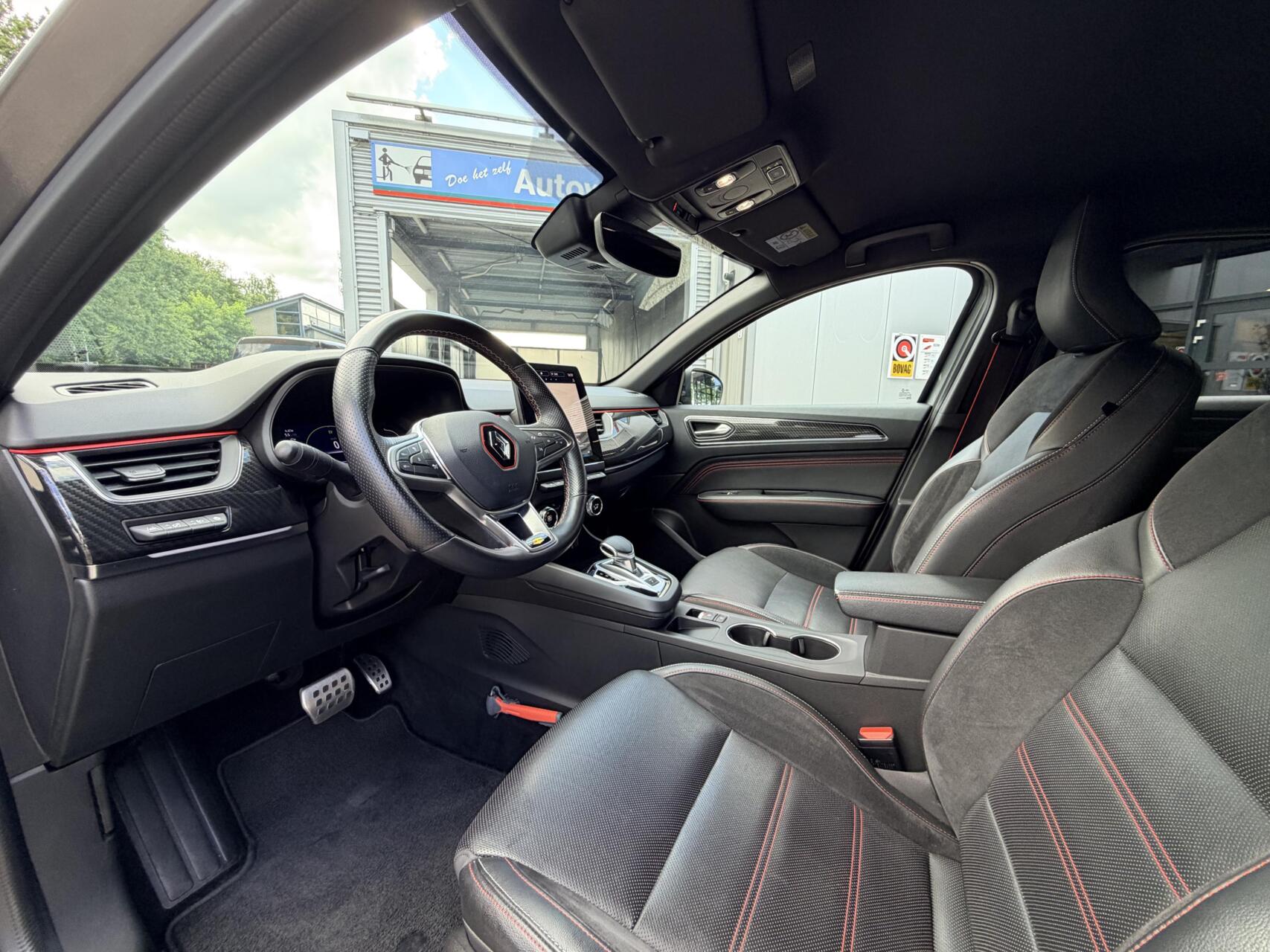 Foto van Renault Arkana E-tech