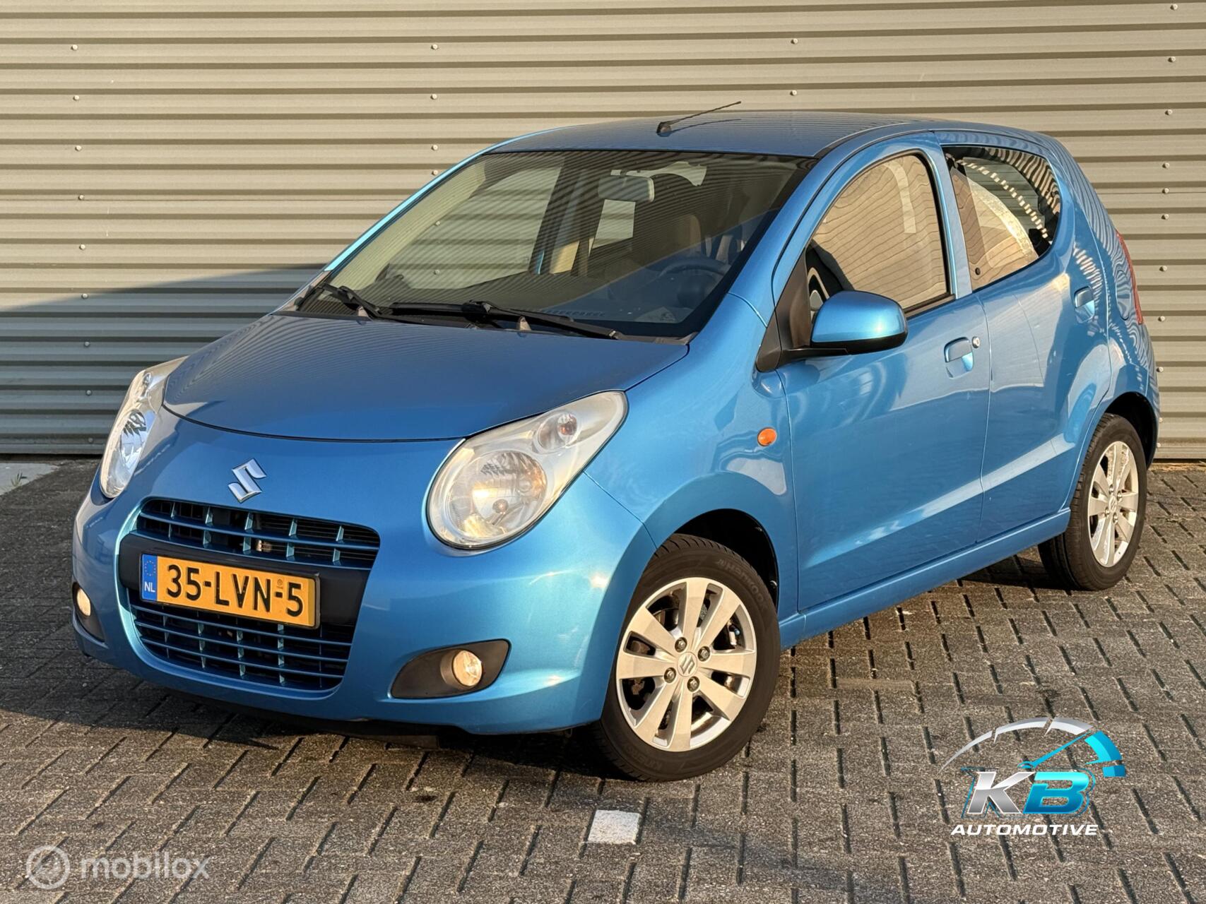 Suzuki Alto 1.0 Exclusive 2010 - voorkant