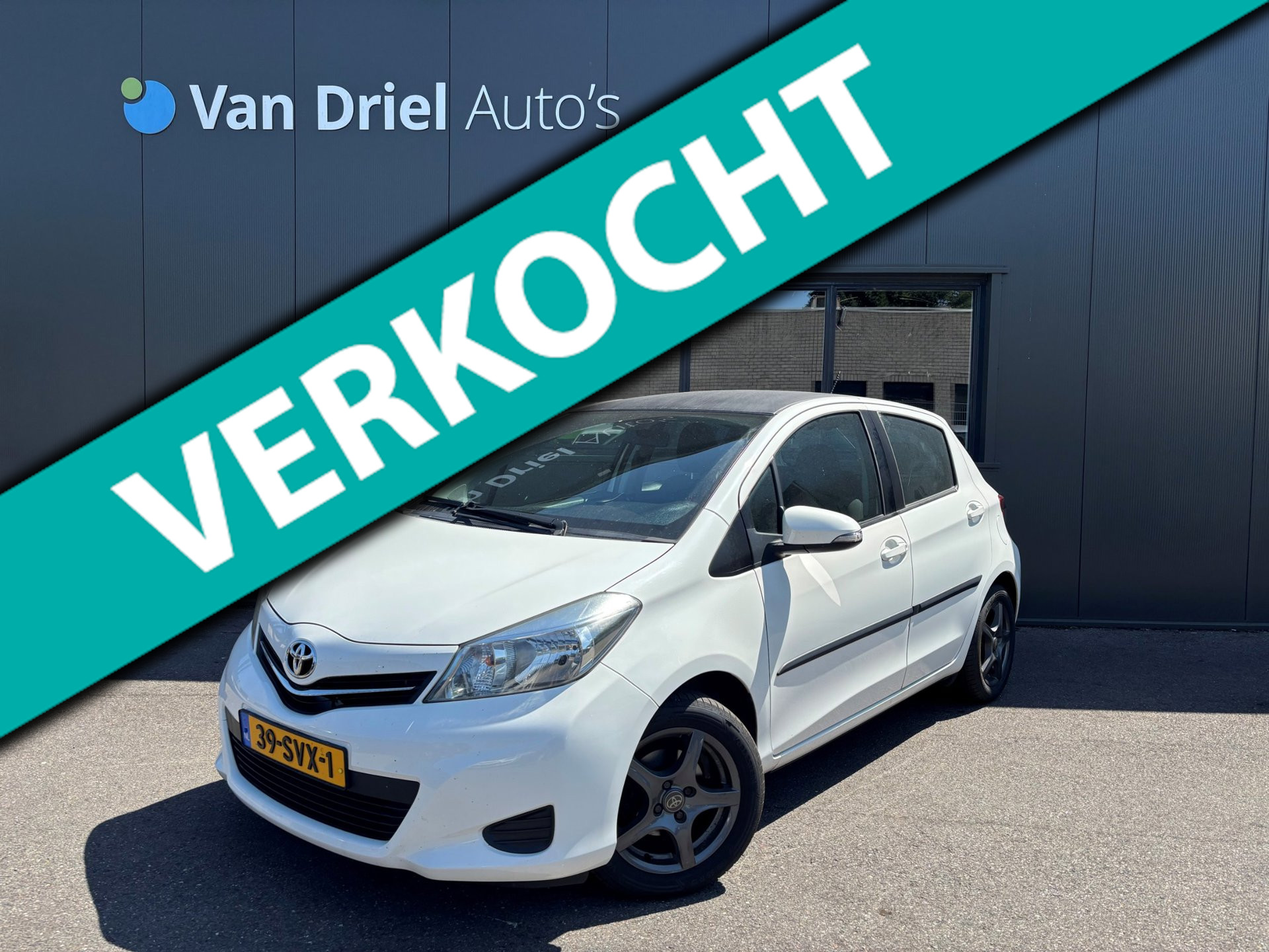 Toyota Toyota Yaris 1.0 VVT-i Aspiration / Camera / 1e Eigenaar / Dealer onderhouden! 2012 - voorkant