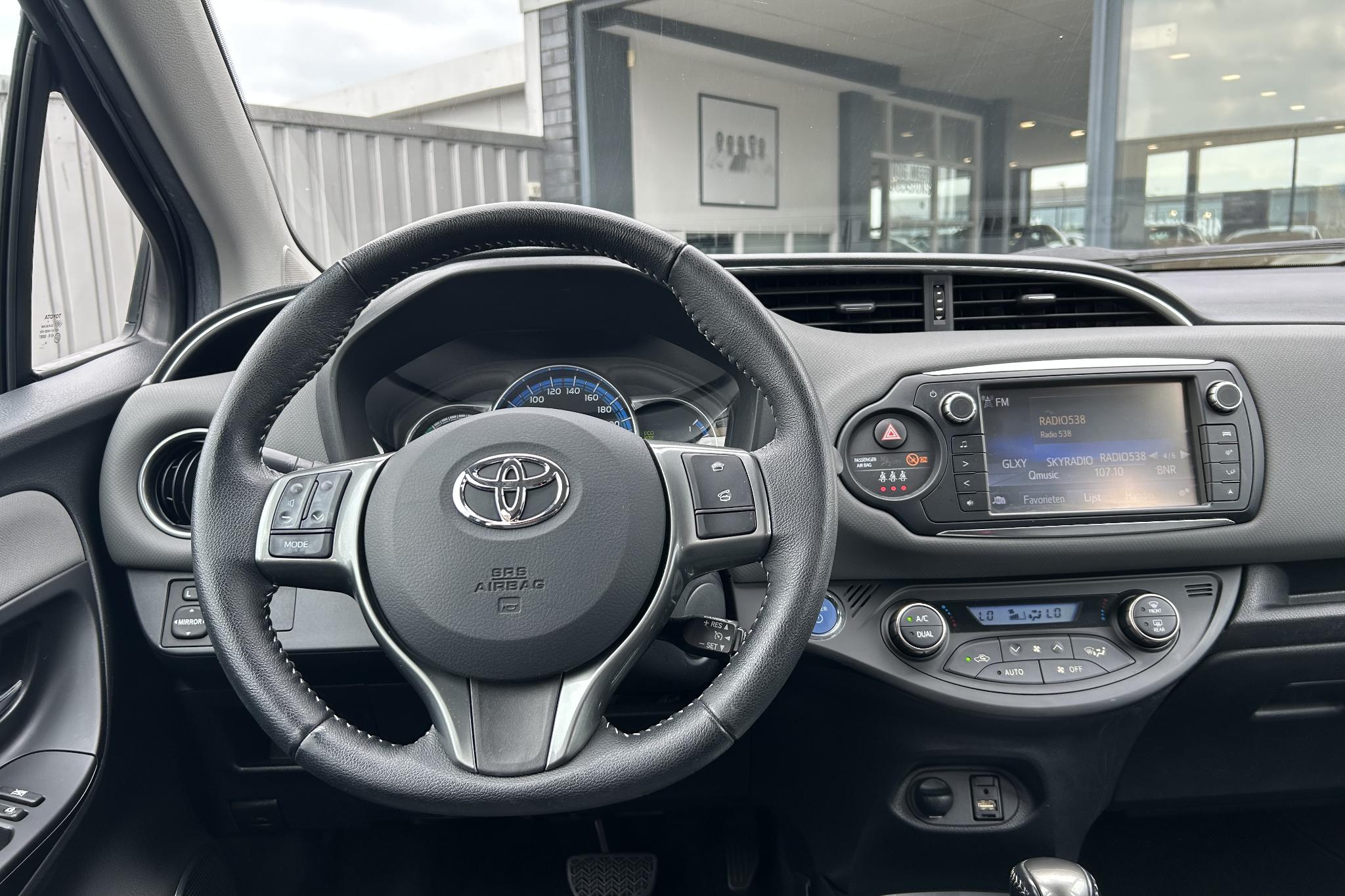 Foto van Toyota Toyota Yaris Hybrid