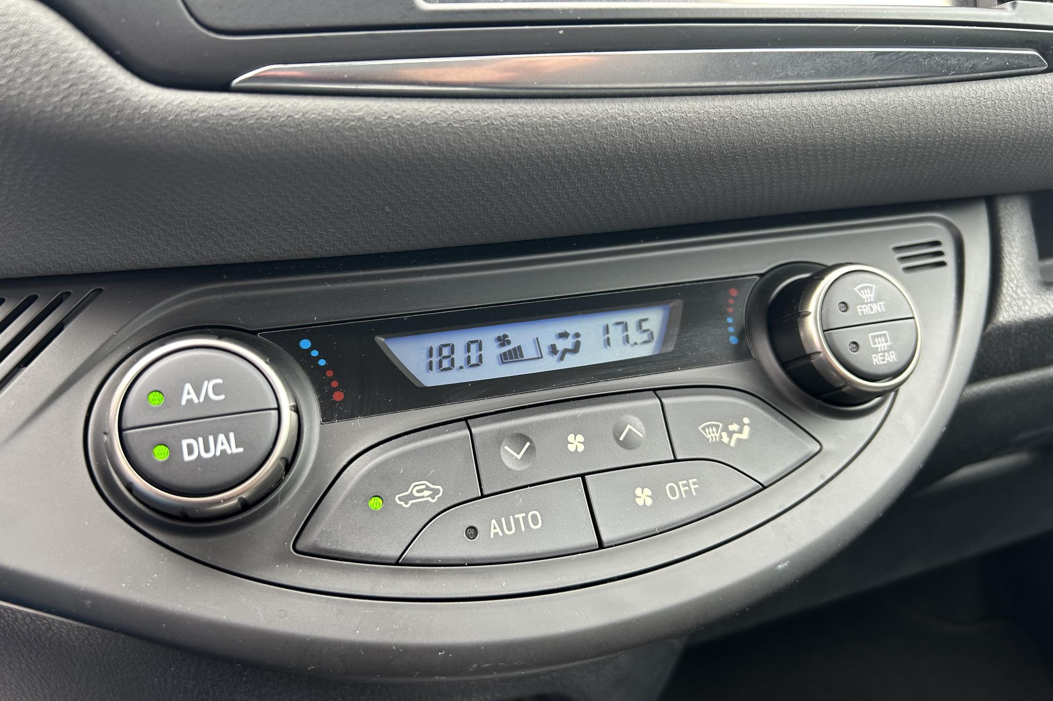 Foto van Toyota Toyota Yaris Hybrid