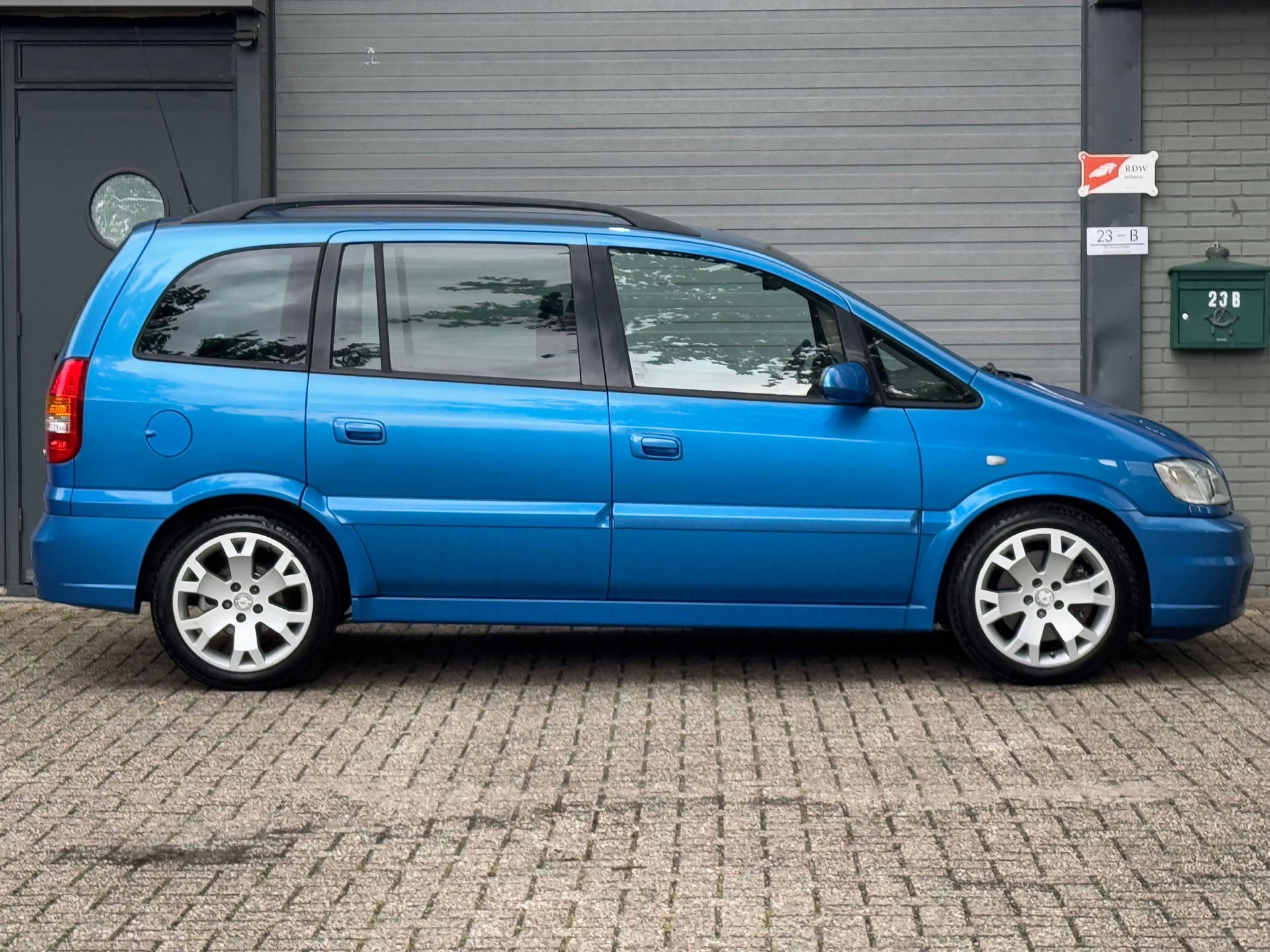 Foto van Opel Zafira-a