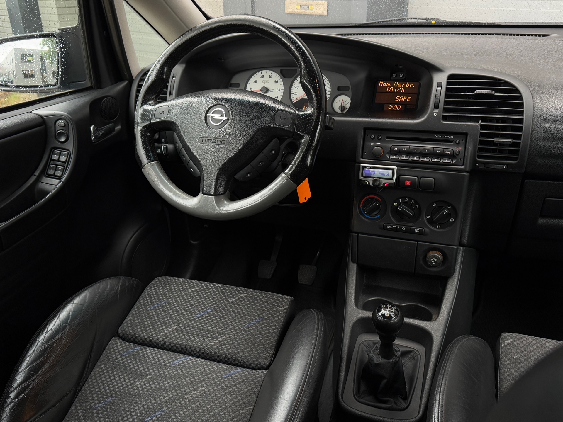 Foto van Opel Zafira-a