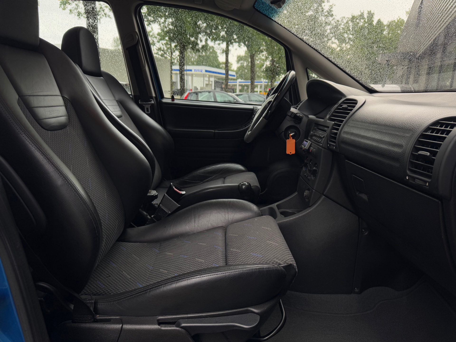 Foto van Opel Zafira-a