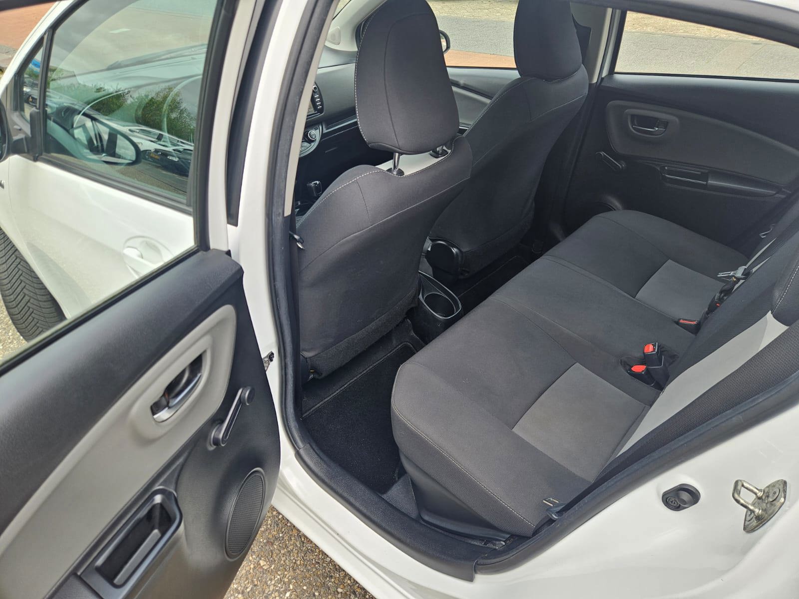 Foto van Toyota Toyota Yaris Hybrid
