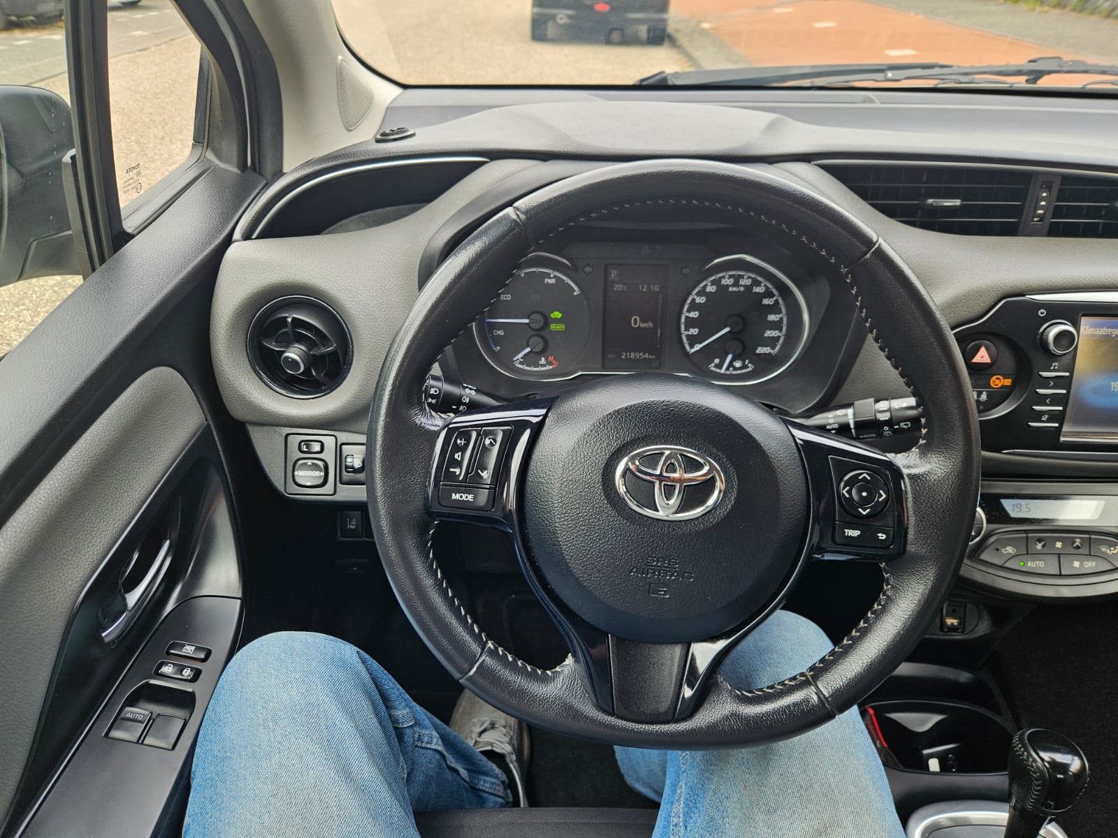 Foto van Toyota Toyota Yaris Hybrid