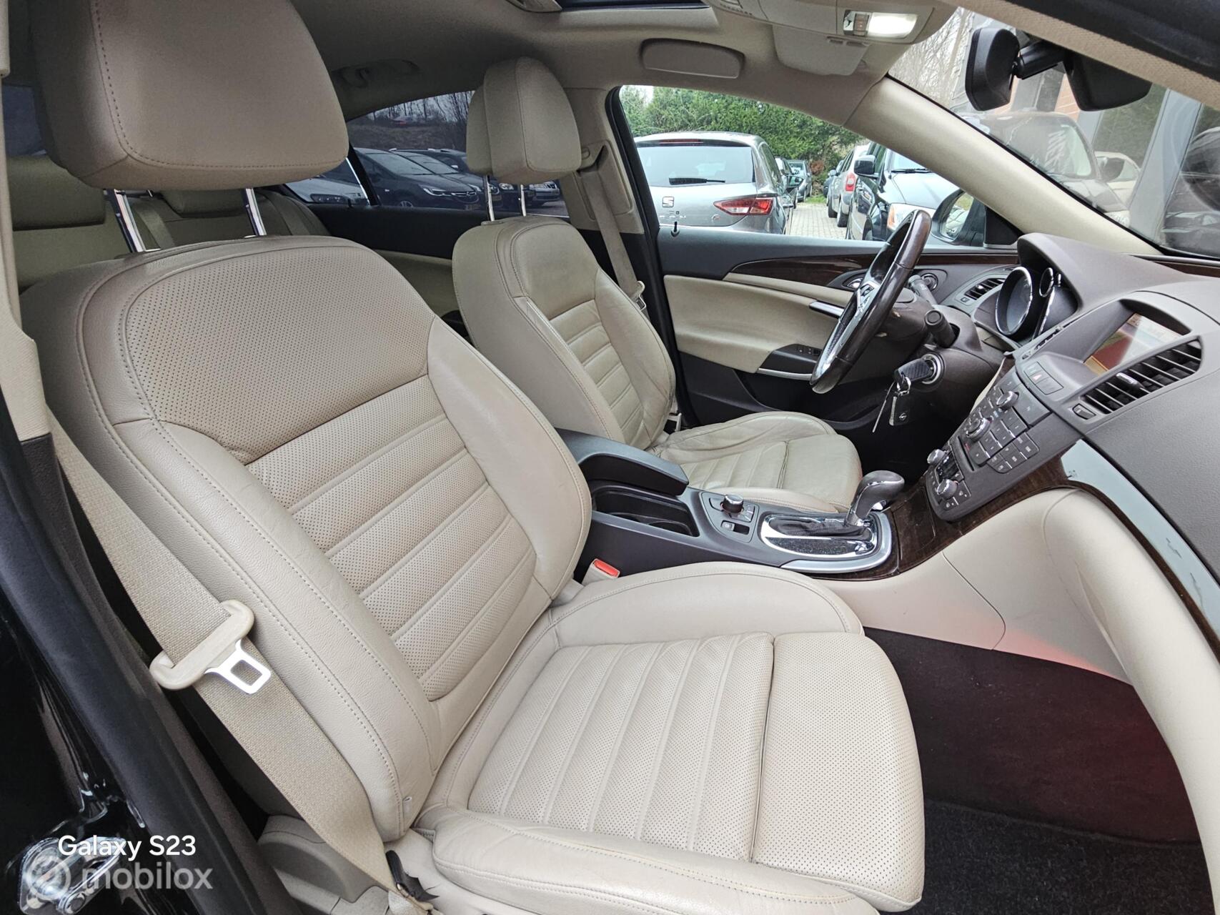 Foto van Opel Insignia Limousine HB