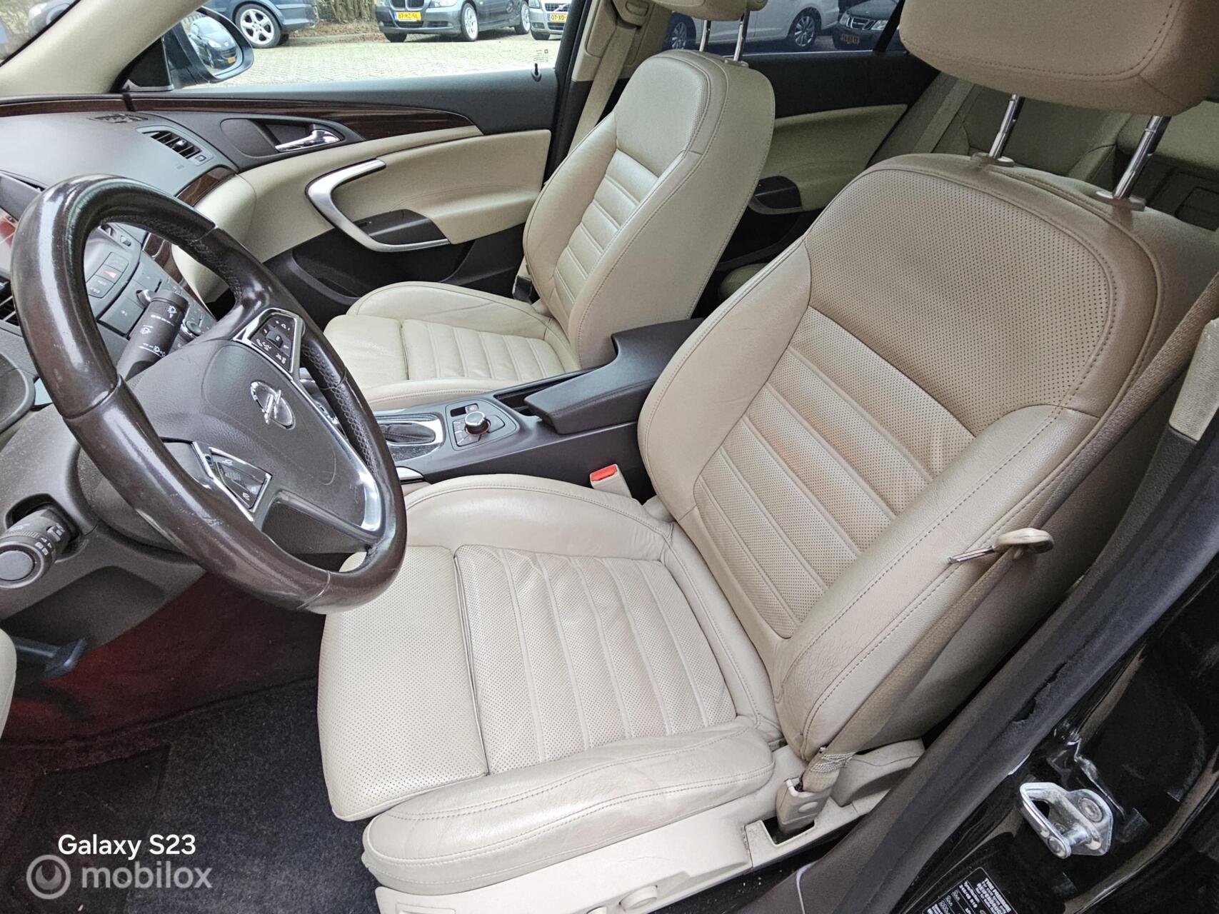 Foto van Opel Insignia Limousine HB