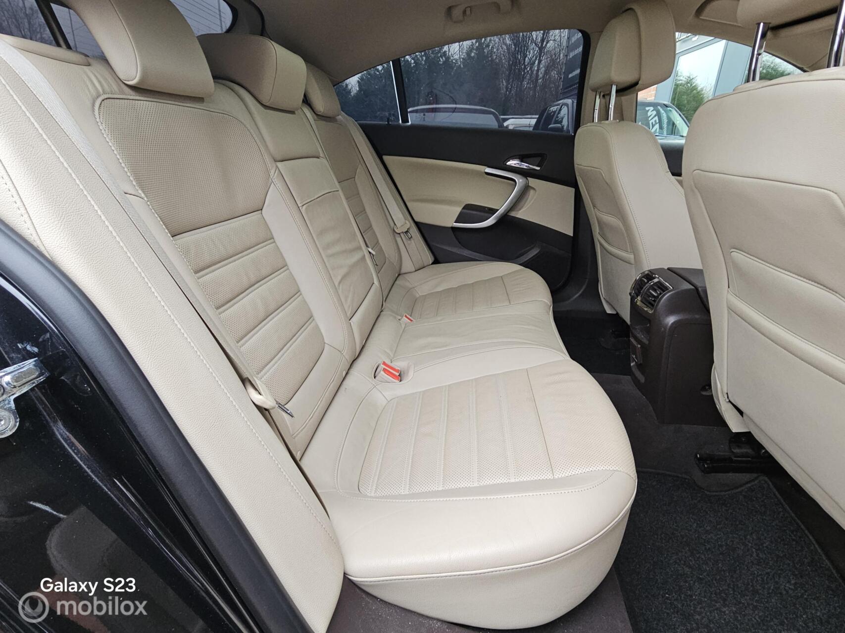Foto van Opel Insignia Limousine HB
