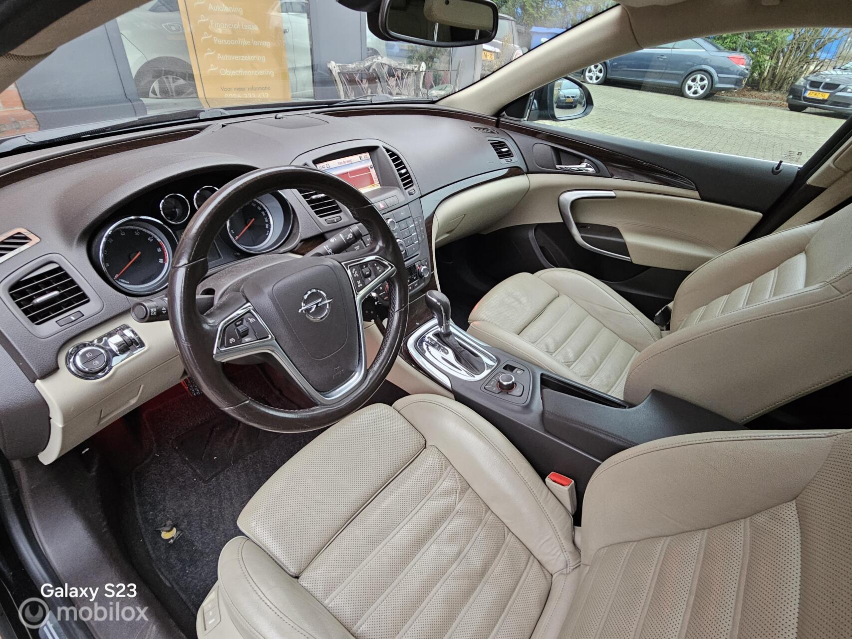 Foto van Opel Insignia Limousine HB