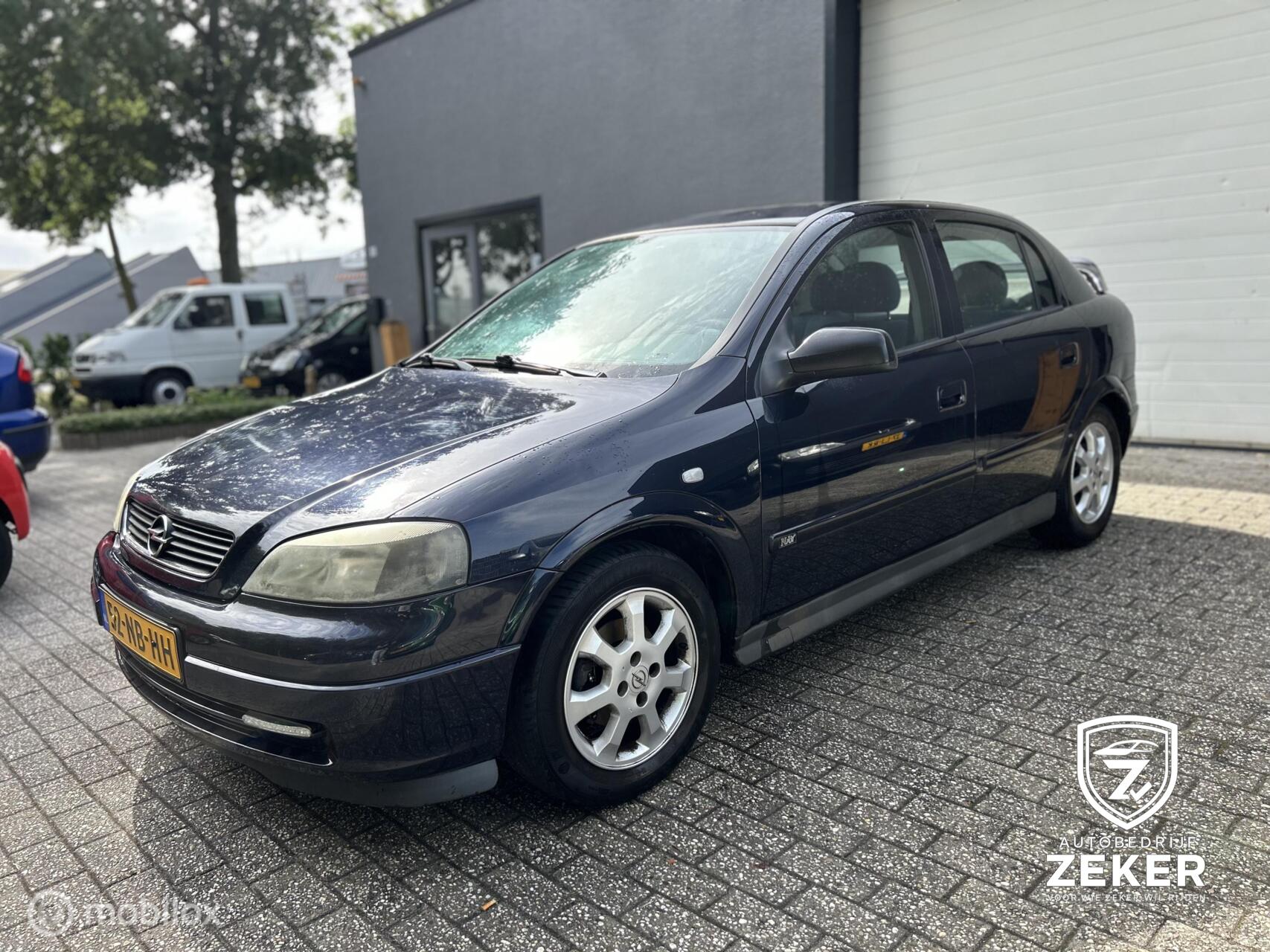 Opel Astra 1.6-16V Njoy / Automaat / Led / 2003 - voorkant