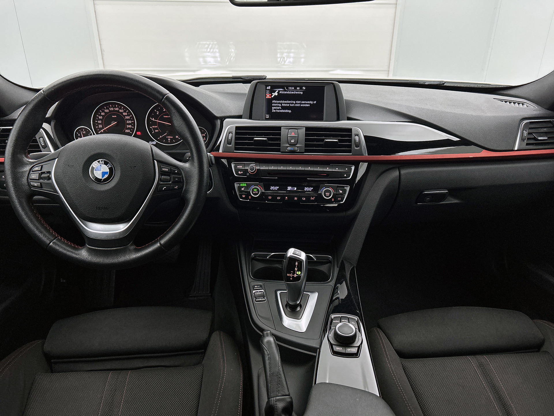 Foto van BMW 318i