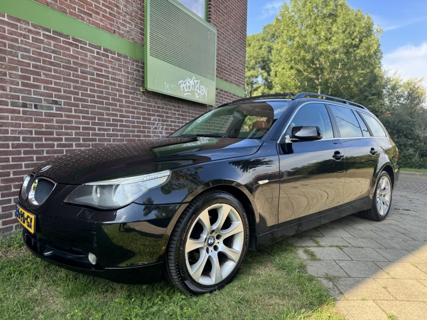 BMW 5-serie Touring 525i Executive 2005 - voorkant