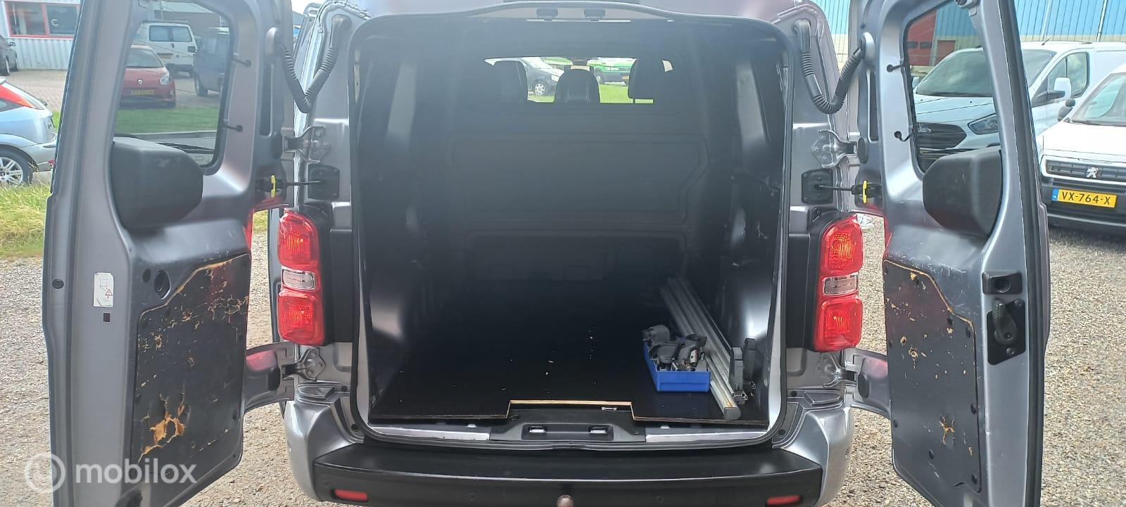 Foto van Opel Vivaro