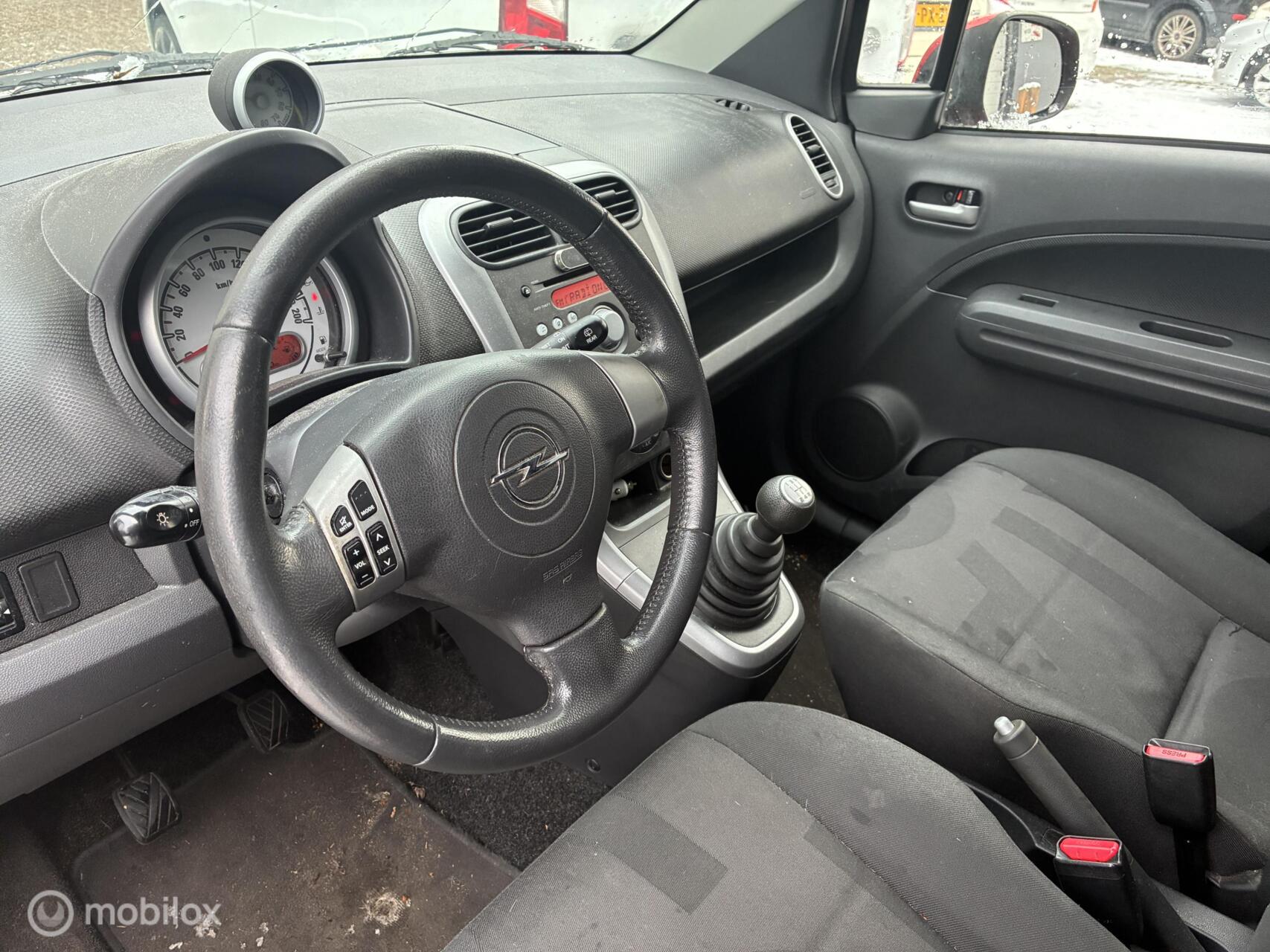 Foto van Opel Agila