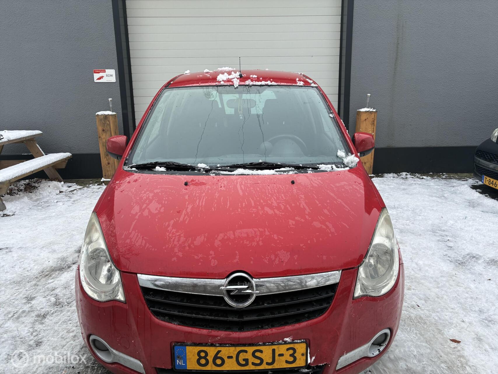 Foto van Opel Agila