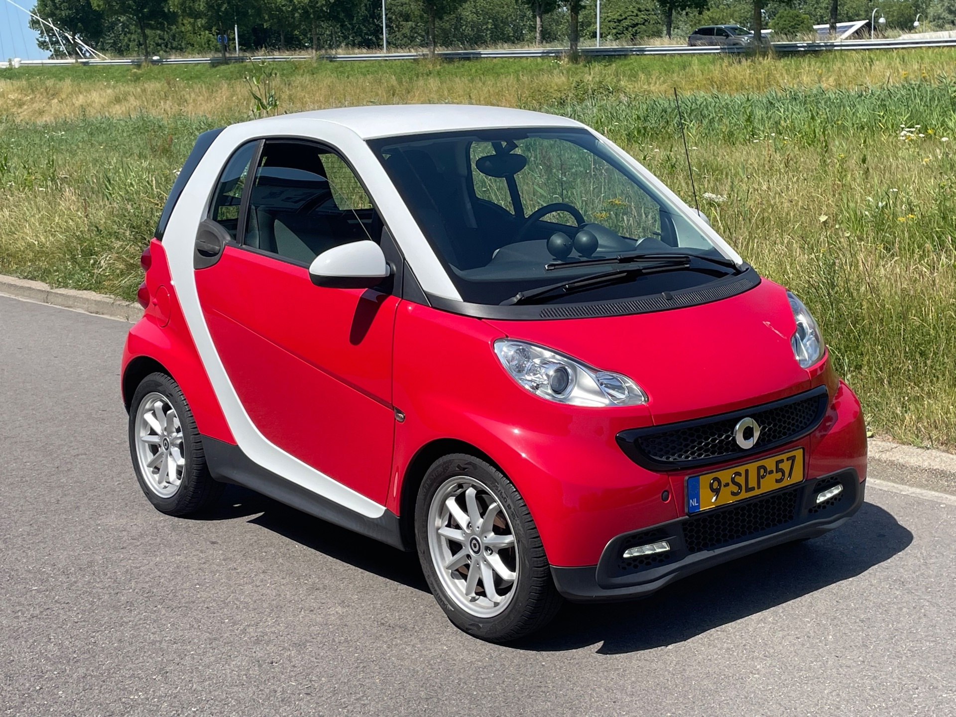 Foto van Smart Fortwo Coupe MHD