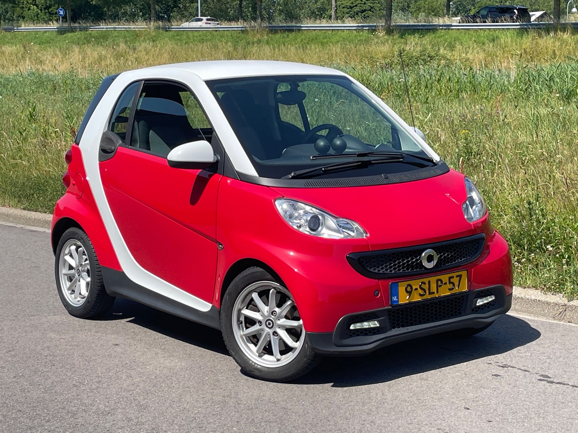 Foto van Smart Fortwo Coupe MHD