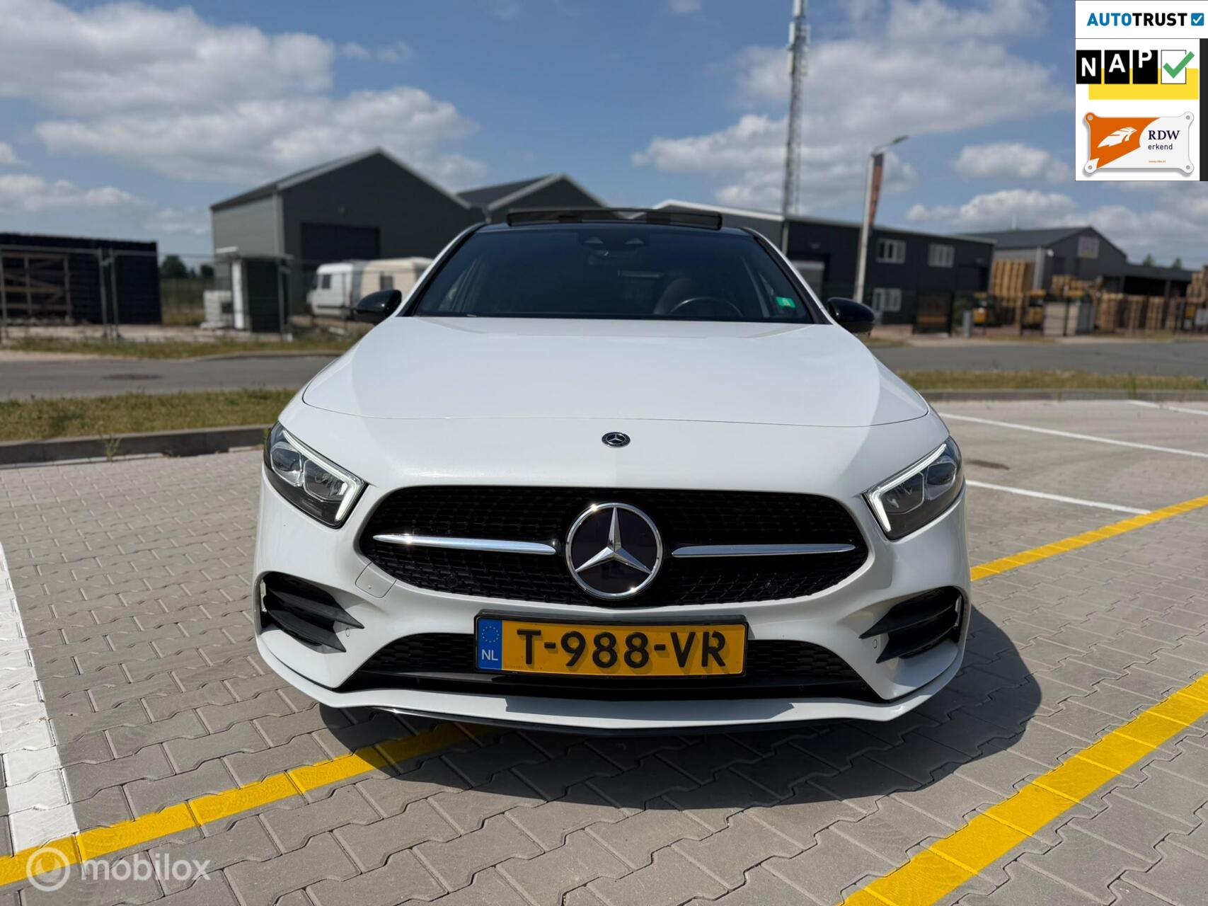 Foto van Mercedes-Benz A 250 E