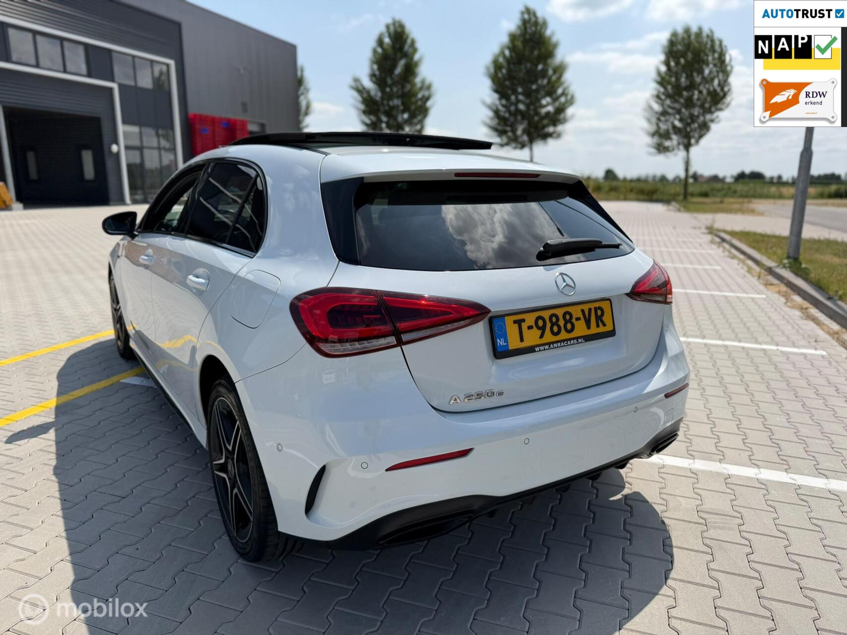 Foto van Mercedes-Benz A 250 E