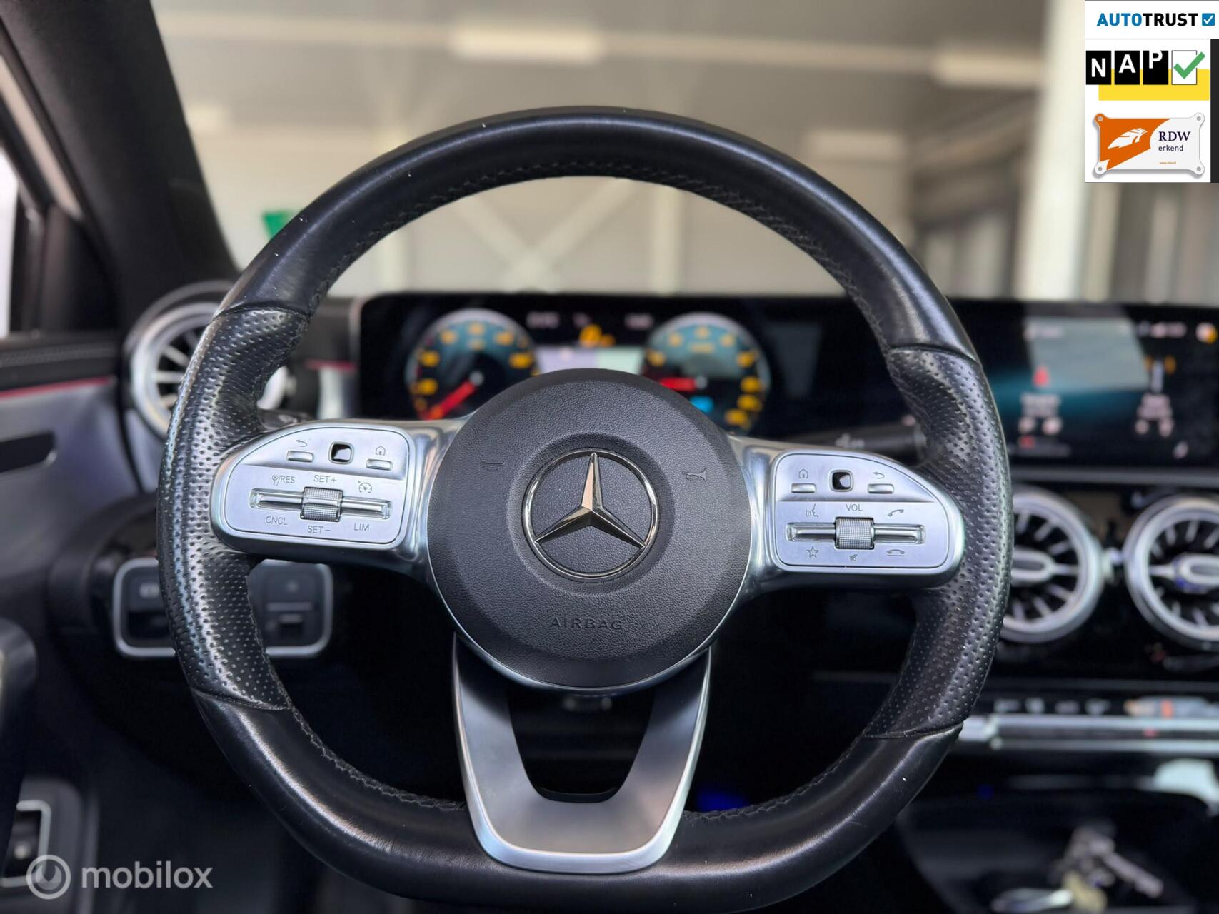 Foto van Mercedes-Benz A 250 E