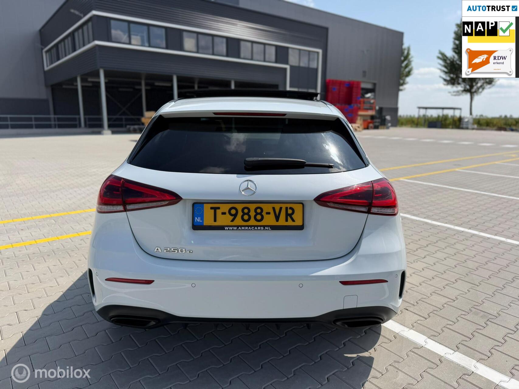 Foto van Mercedes-Benz A 250 E