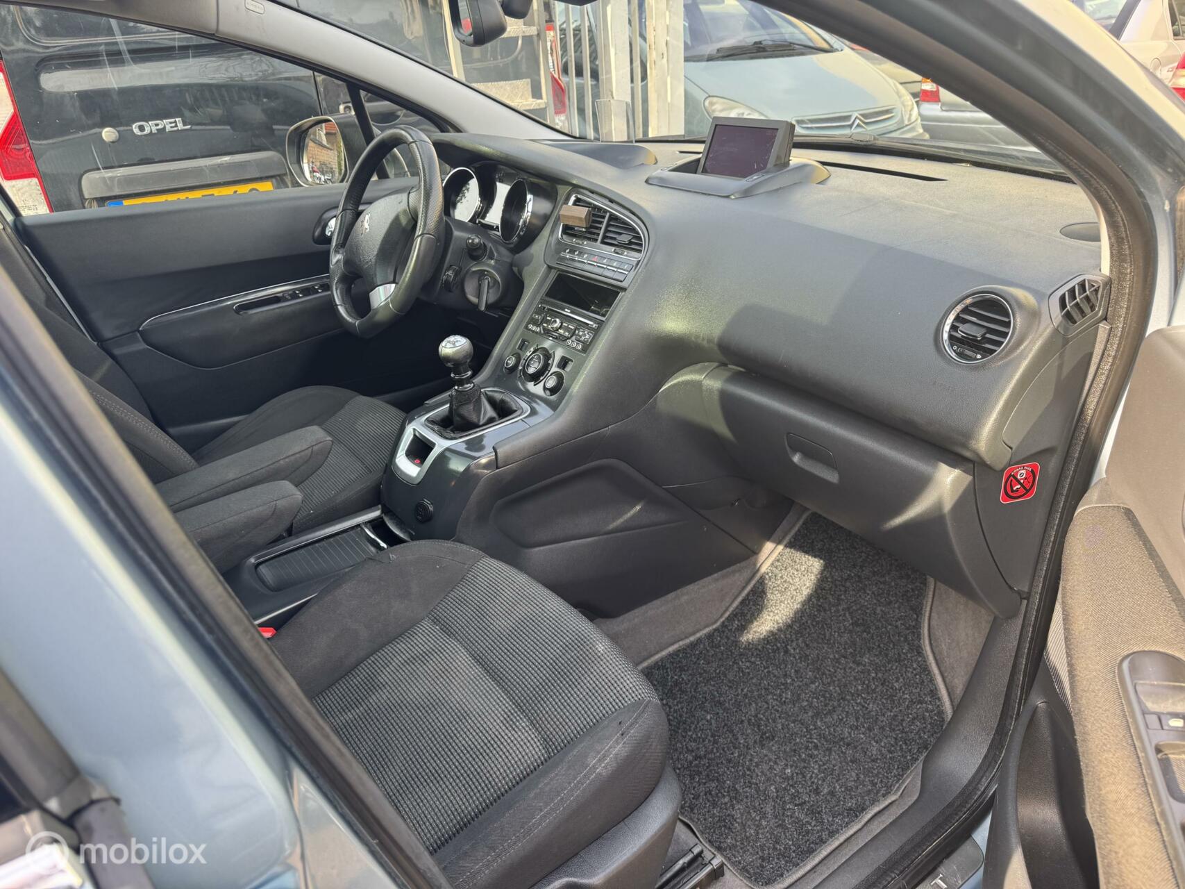 Foto van Peugeot 5008