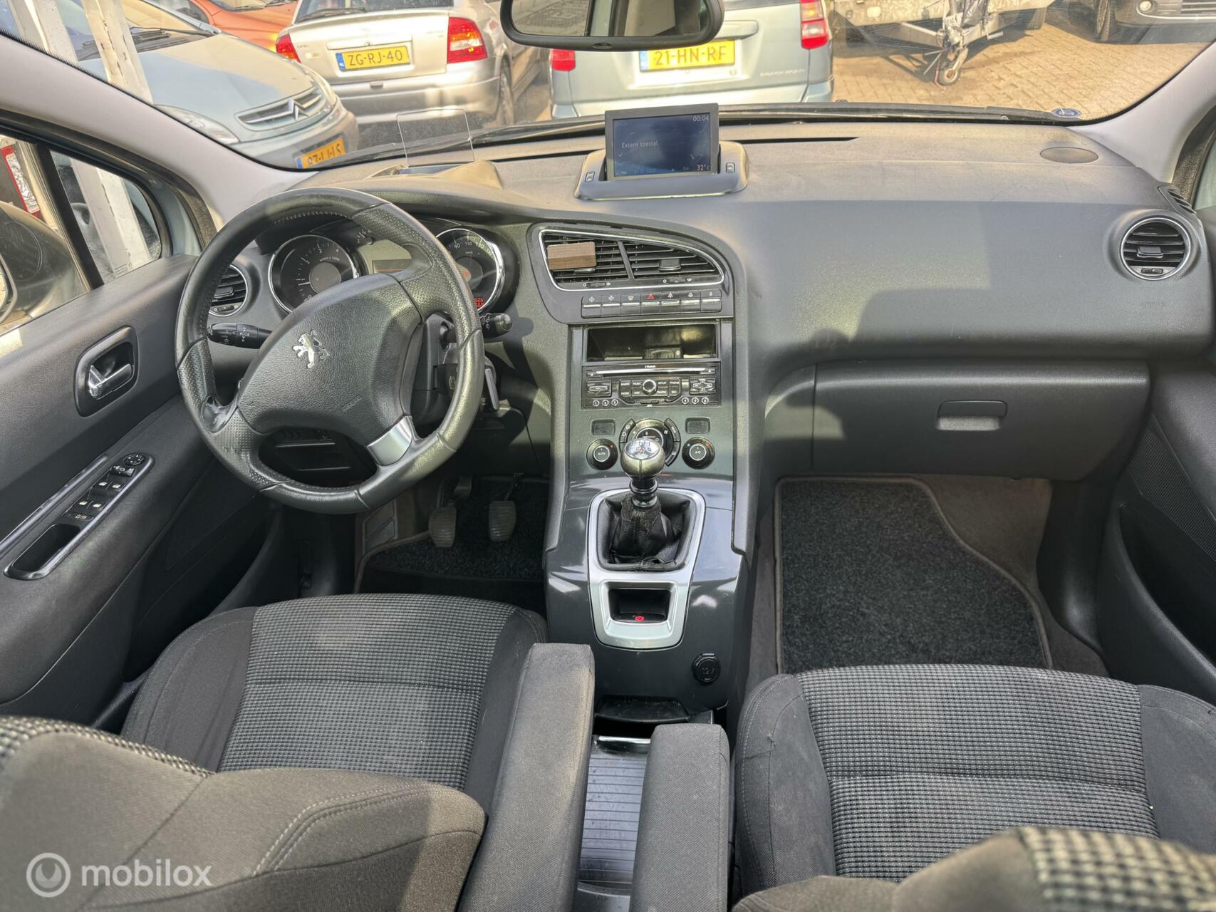 Foto van Peugeot 5008