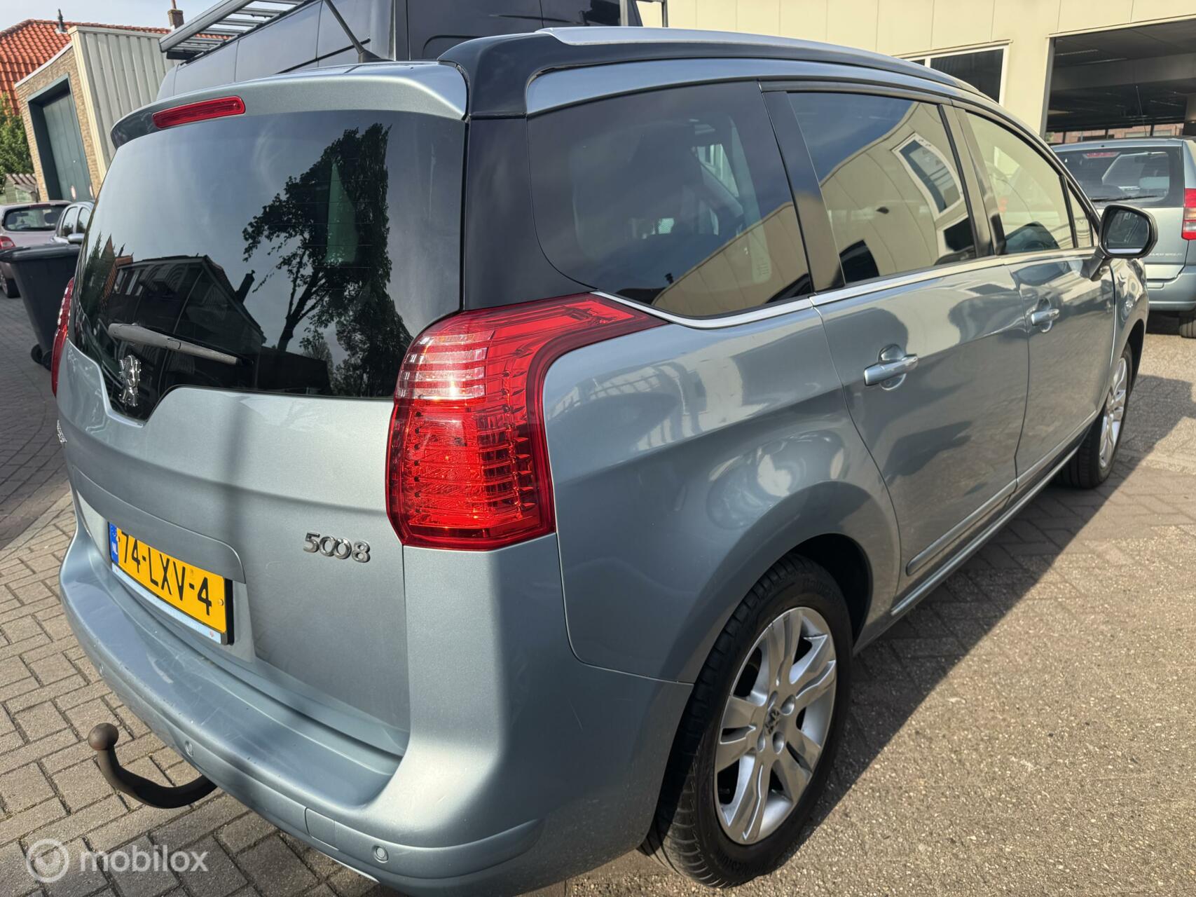 Foto van Peugeot 5008