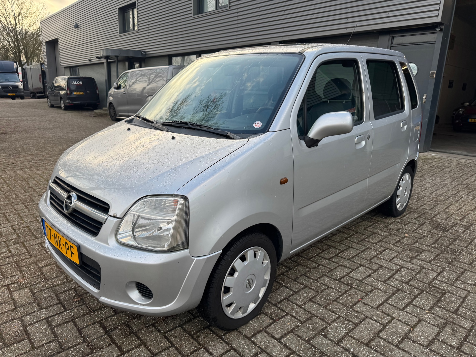 Foto van Opel Agila