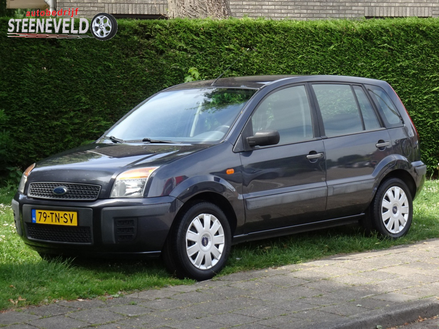 Ford Fusion 1.4 Champion met Airco en Trekhaak 2006 - voorkant