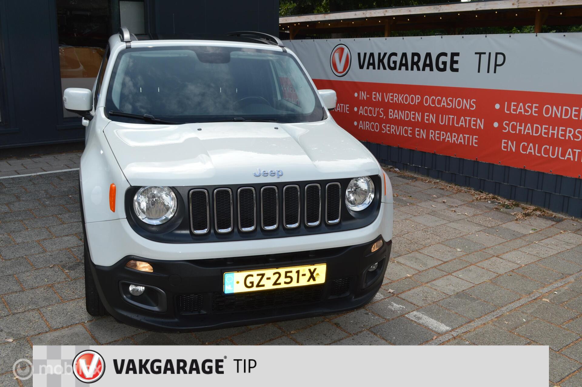 Jeep Renegade 1.4 MultiAir Longitude /Pano 2015 - voorkant