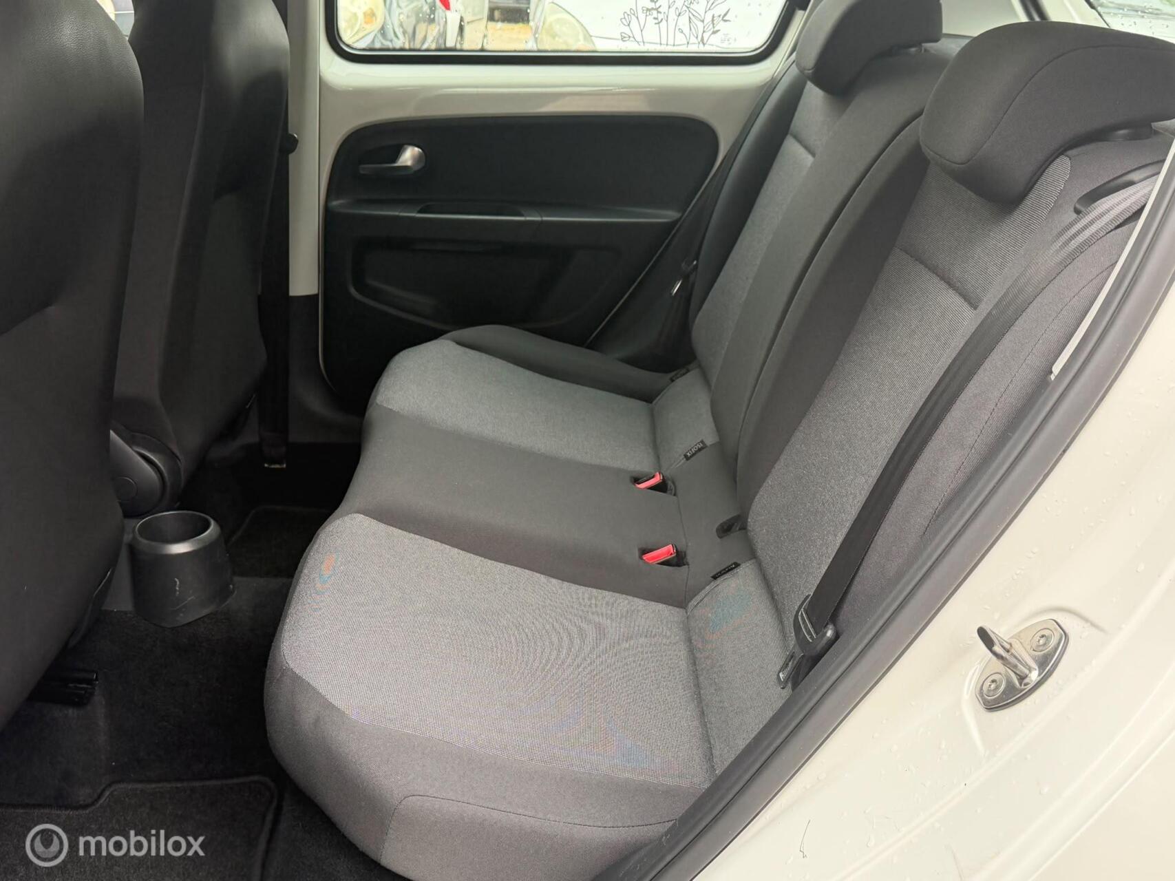 Foto van Opel Agila