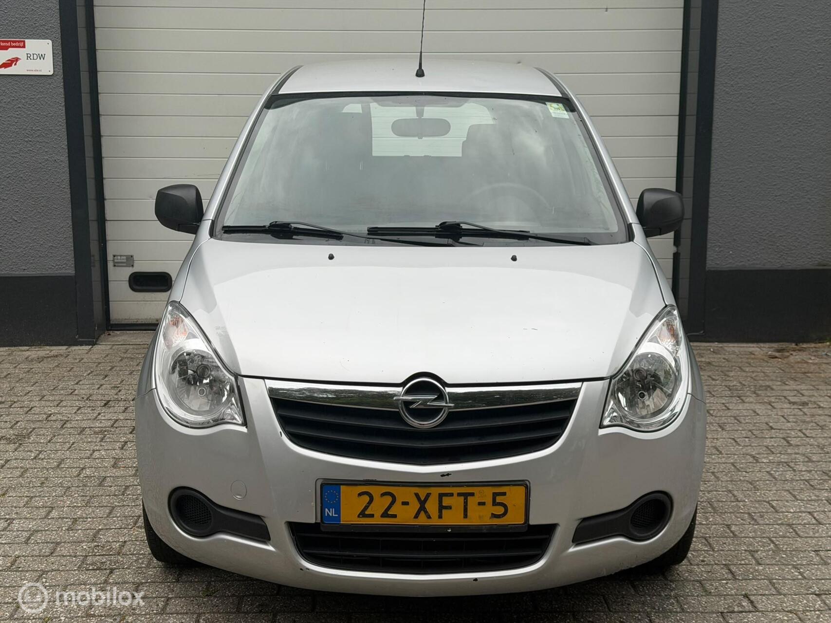 Foto van Opel Agila