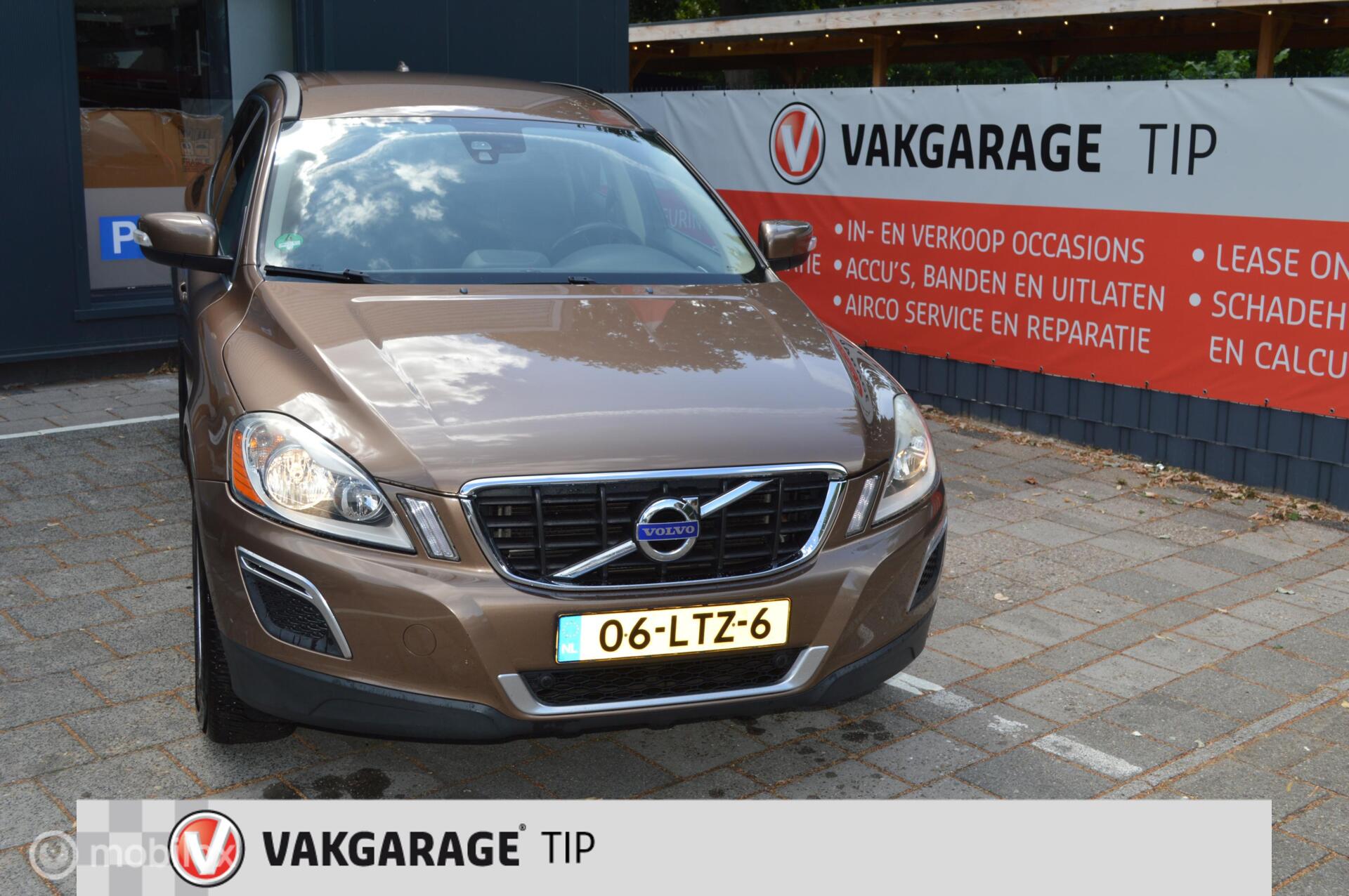 Volvo Xc60 2.0T Summum 2010 - voorkant