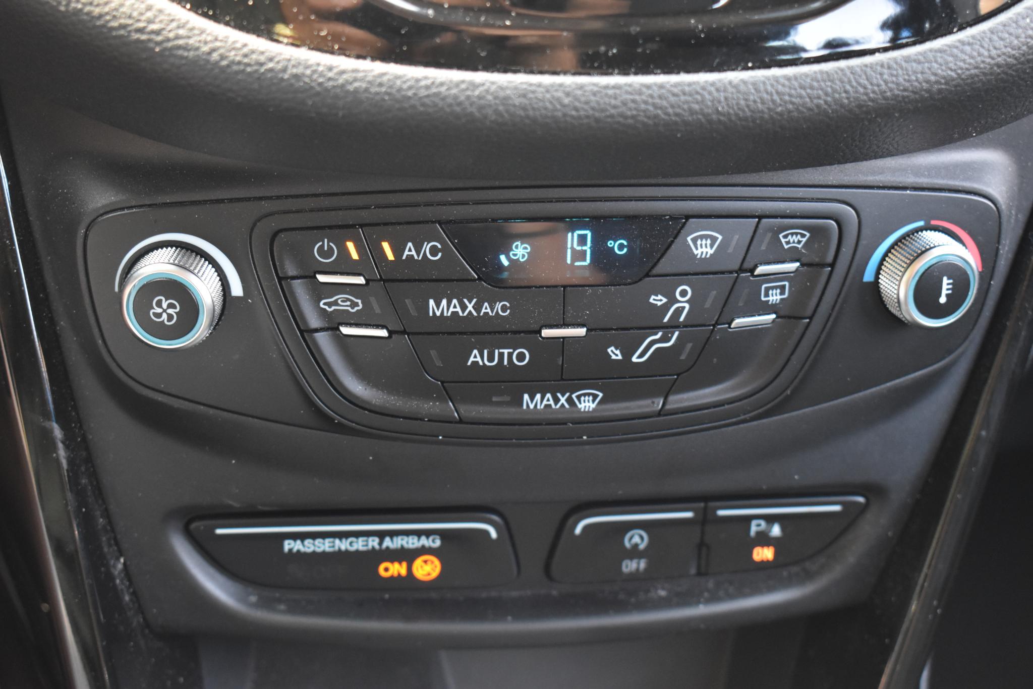 Foto van Ford B-max