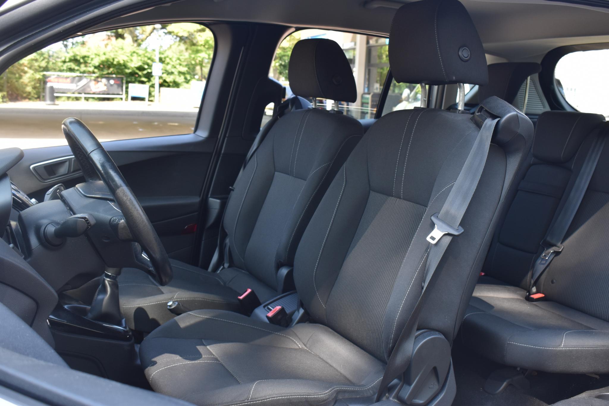 Foto van Ford B-max