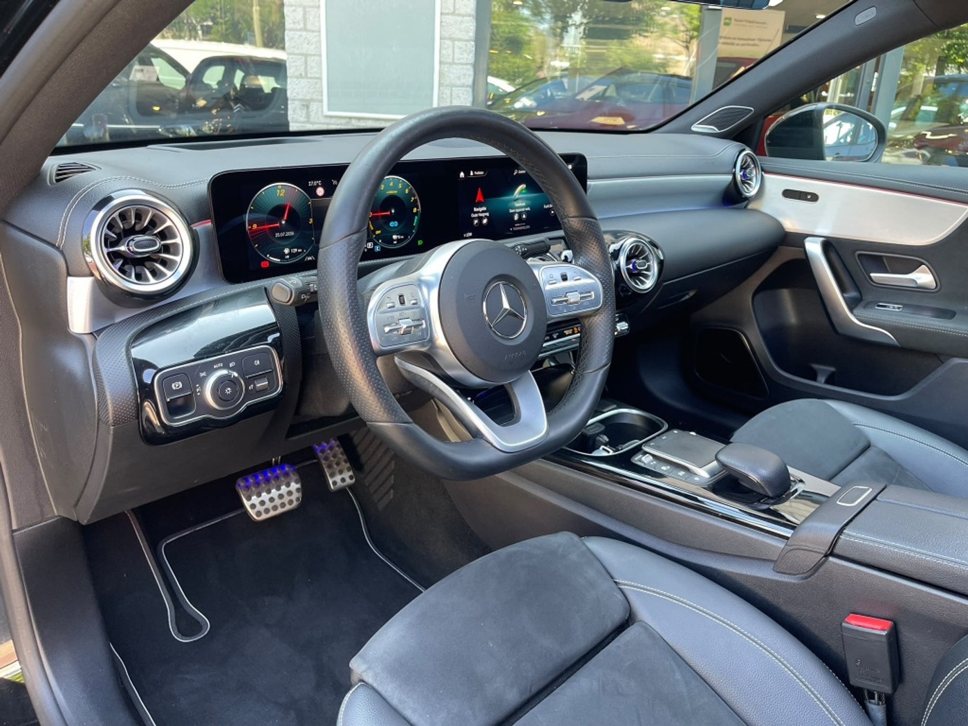 Foto van Mercedes-Benz A 250 E