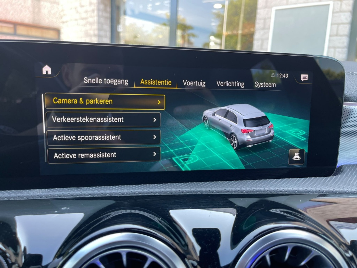 Foto van Mercedes-Benz A 250 E
